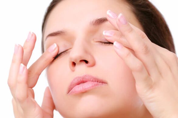 Eyelid massage